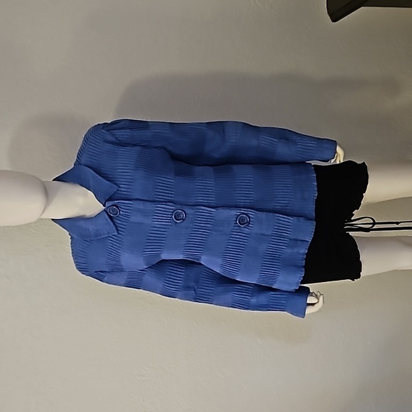 VTG ERIN LONDON Cornflower Button Down Pleated Shacket - Picture 3 of 8